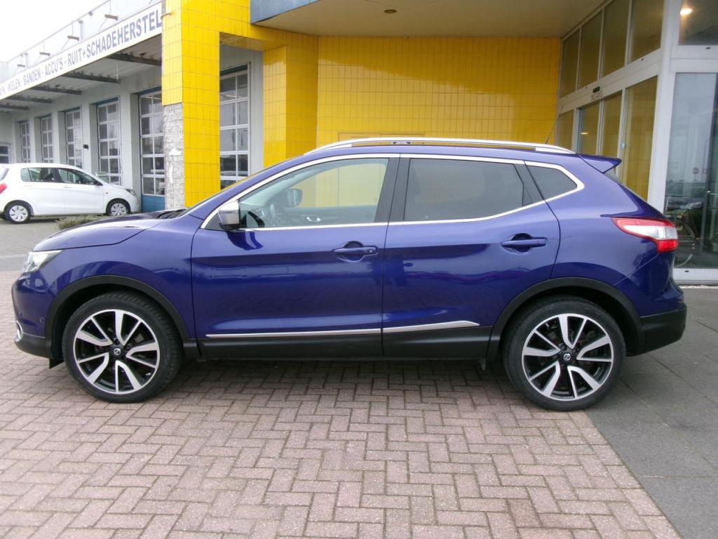 Nissan Qashqai (j11e) 1.2 dig-t airco, 360cam pano.dak, navi, leer