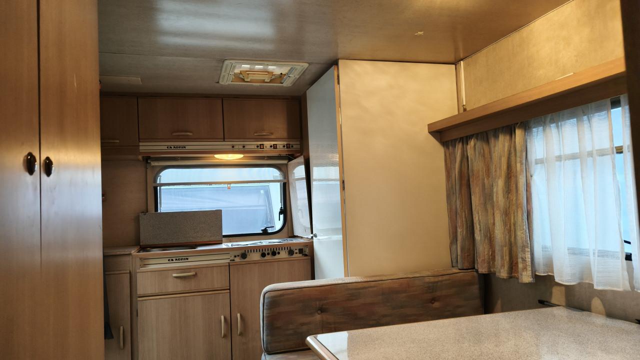 ADRIA UNICA 4153 ce 1990 bj VASTBED TREINZIT