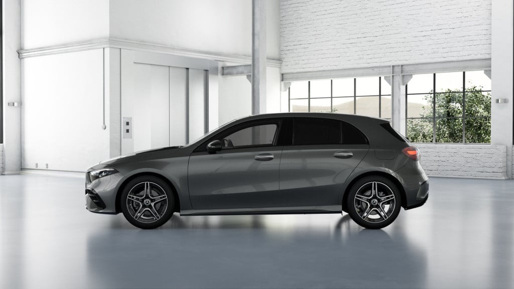 Mercedes-Benz A-Klasse 180 business solution amg | nightpakket | parkeerpak