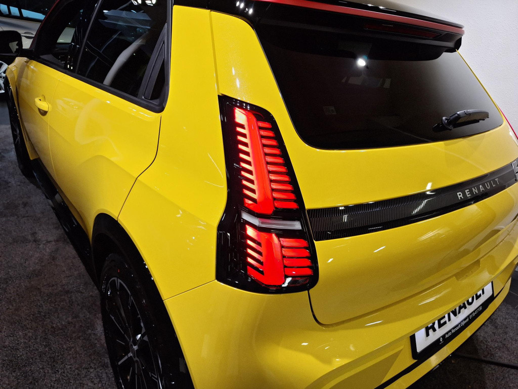 Renault 5 comfort range iconic cinq 52 kwh