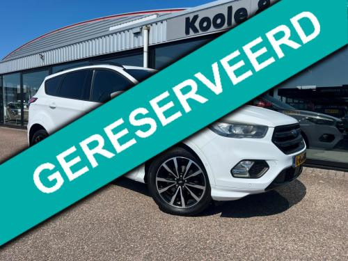 Ford Kuga 1.5 ecoboost 150pk 2wd st line ,panodak , trekhaak , carplay