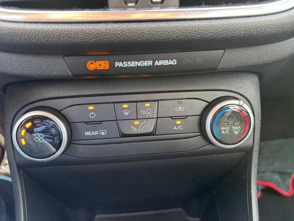 Ford Fiesta 1.0 ecoboost 95pk 5dr connected, carplay, cruise control