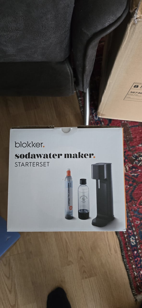 Soda water maker inclusief 2 cilinders nieuw in doos