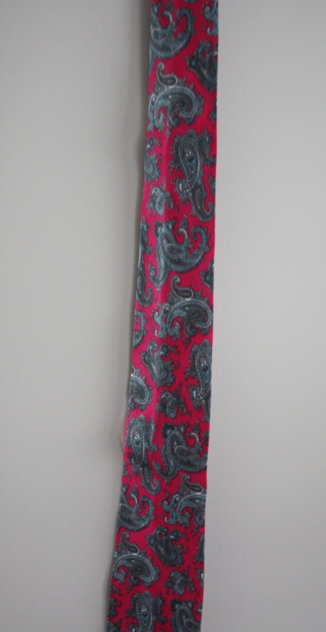 Mooie vintage stropdas roze met grijze barok print