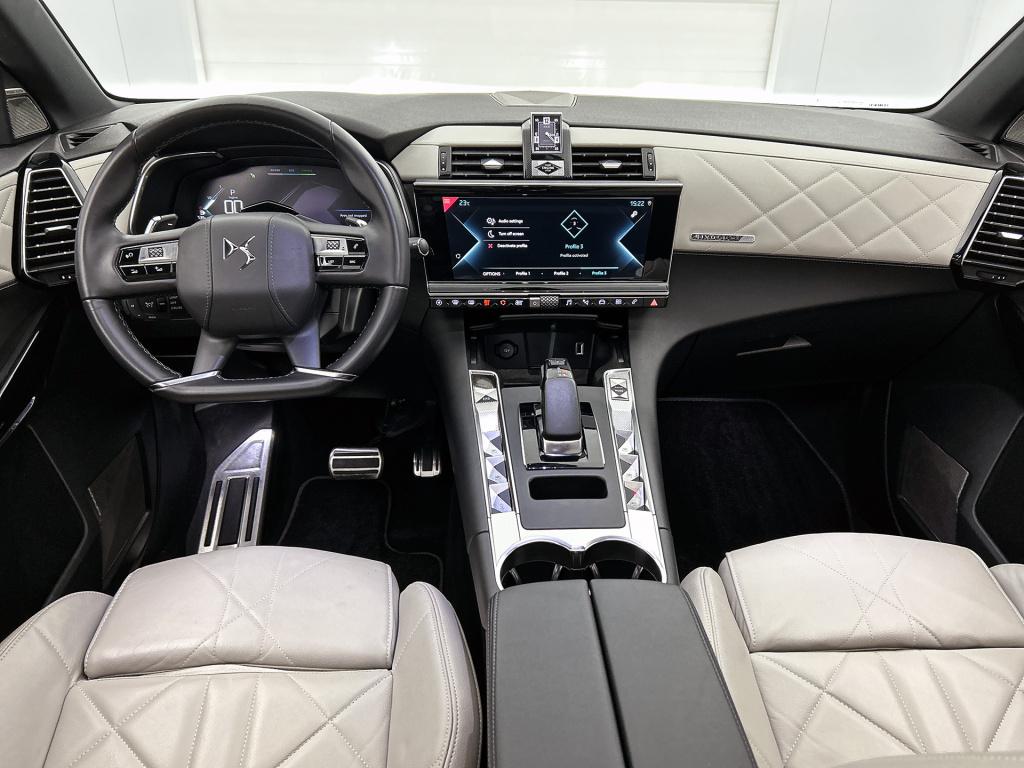 Ds Ds 7 crossback e-tense 300pk 4x4 automaat rivoli | rijklaar | panoramada