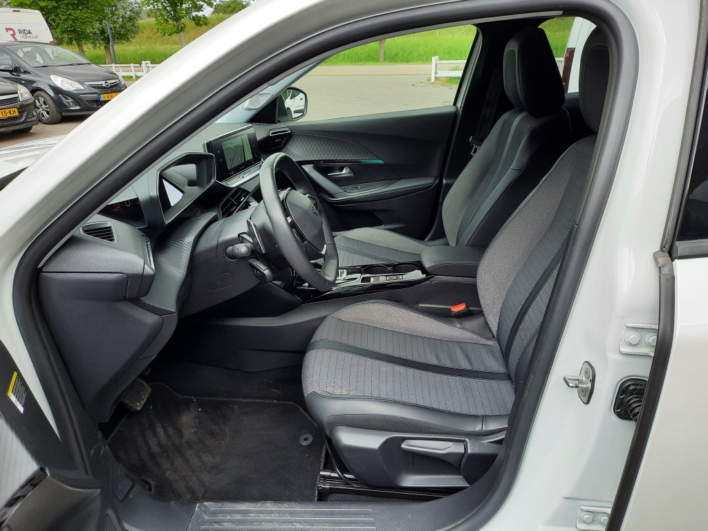 Peugeot 2008 2008 1.2 puretech 130 allure pack automaat