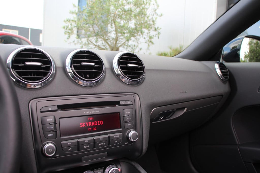 Audi TT roadster 1.8 tfsi pro line s - leder - led - elek kap - windscherm 