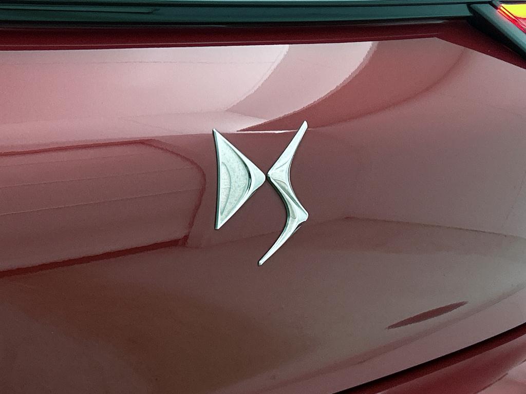 Ds Ds 3 crossback 155pk automaat performance line+ | rijklaar | alcantara |