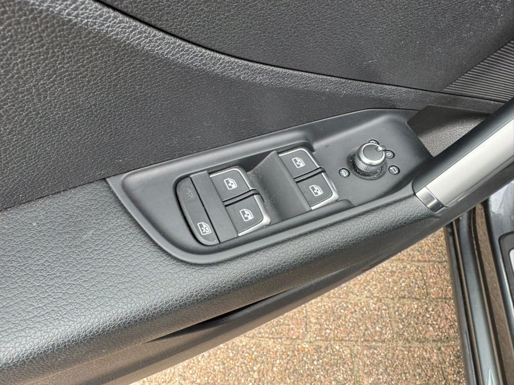 Audi Q2 35 tfsi s edition