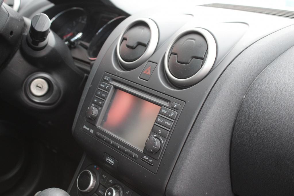 Nissan Qashqai 1.6 connect edition