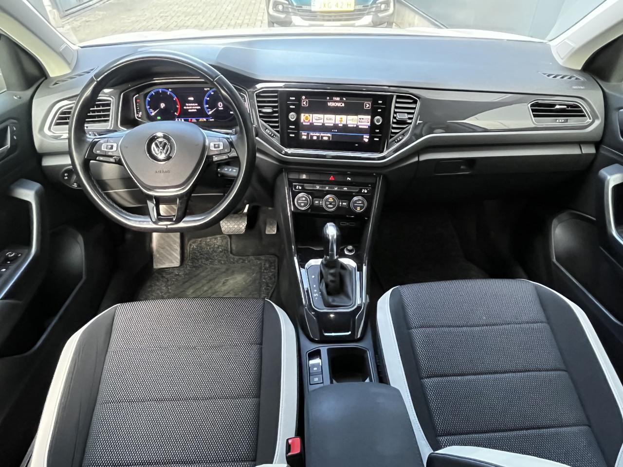 Volkswagen T-Roc 1.5 TSI Sport*NL- AUTO*DSG*TREKHAAK*