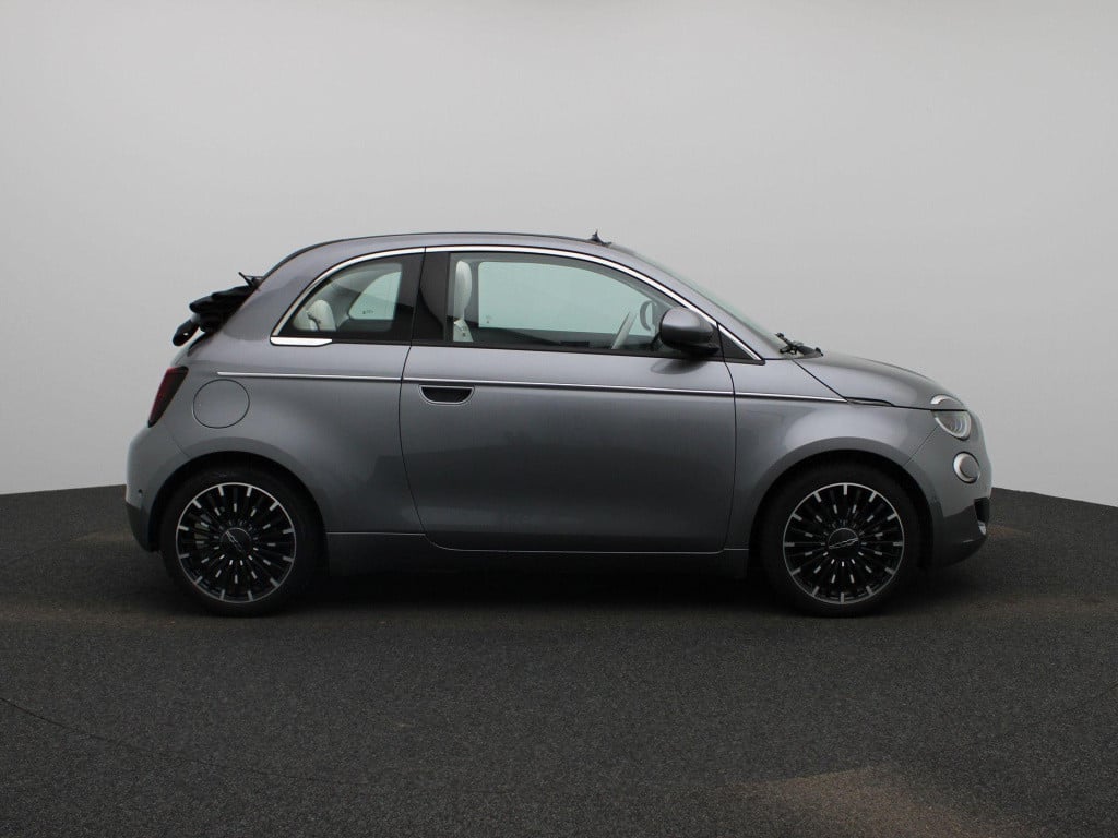 Fiat 500e c la prima 42 kwh