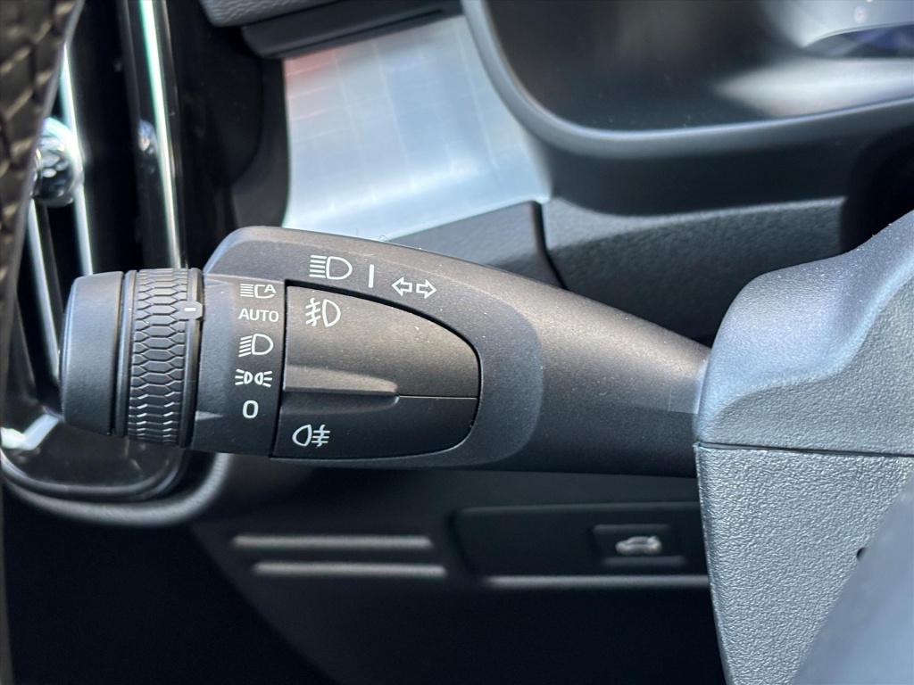 Volvo XC40 b4 197pk mild hybrid aut plus dark| 1e eigenaar|nl auto| rijklaa