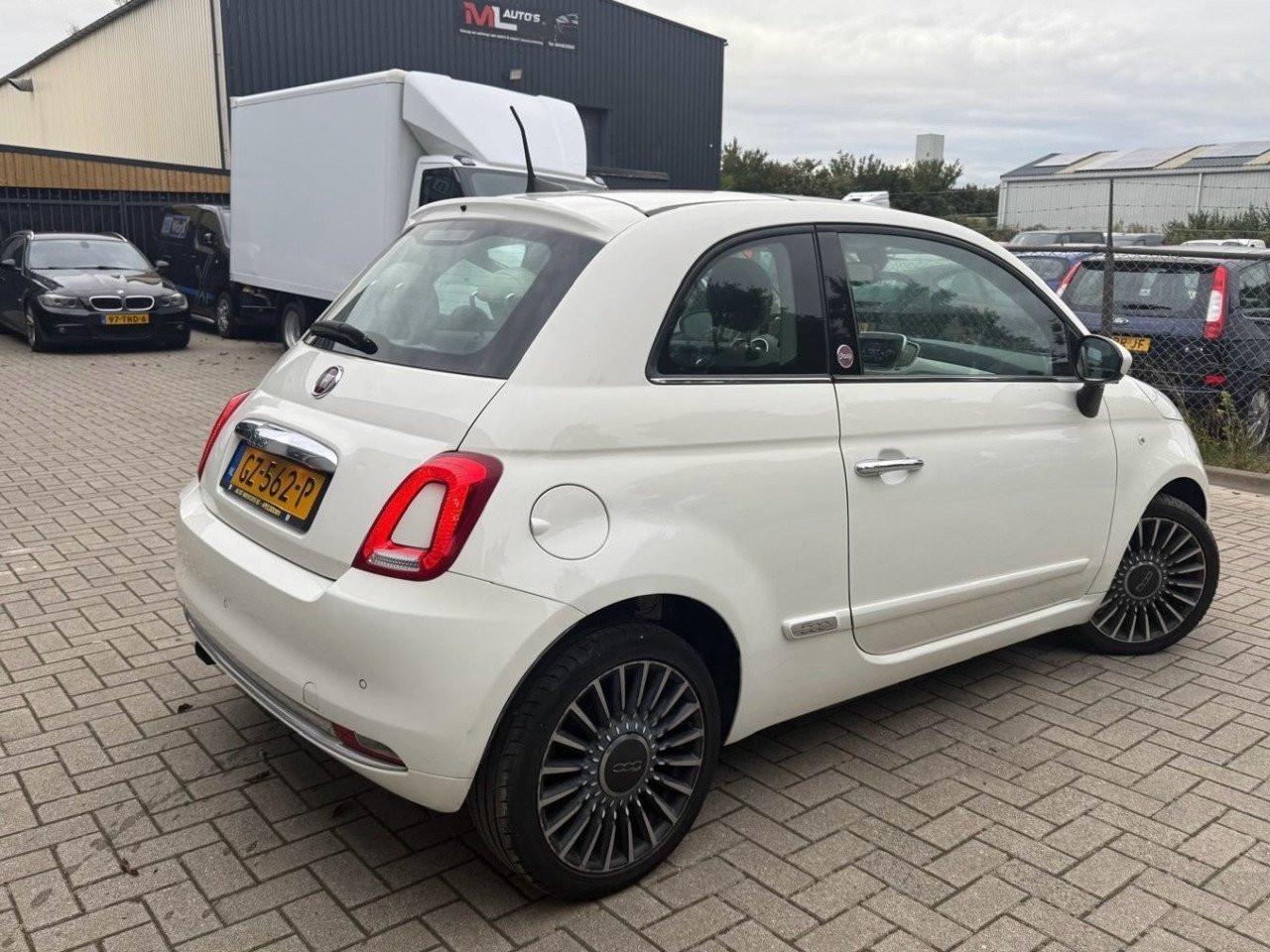 Fiat 500 0.9TwinAir Turbo Lounge Pano 120.844KM