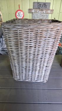 Grote rietenmand (hoogte 50 cm)