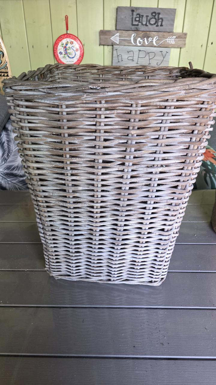 Grote rietenmand (hoogte 50 cm)