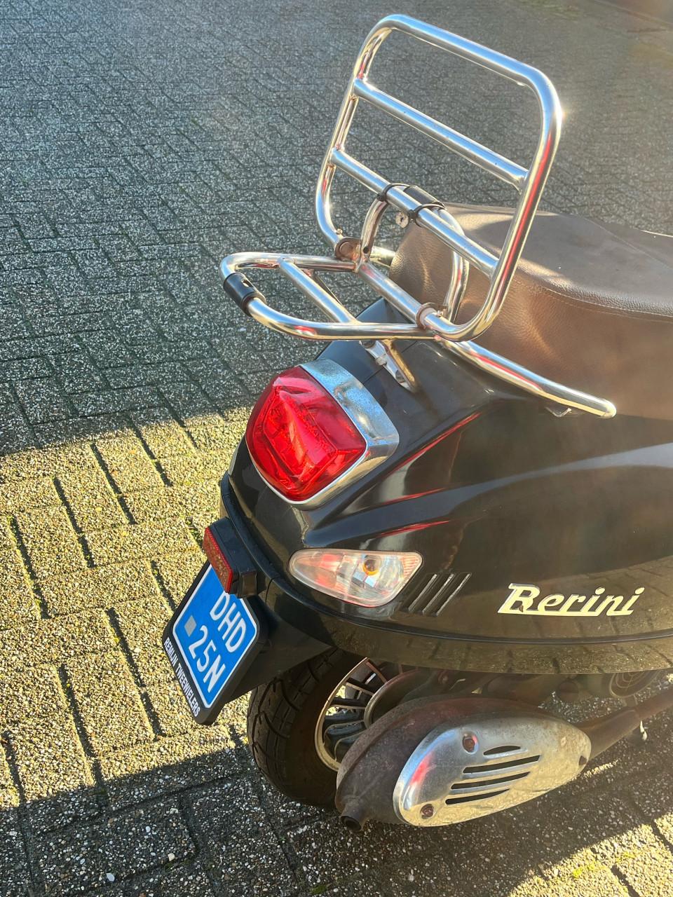 Berini scooter zwart