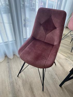 Stoel roze