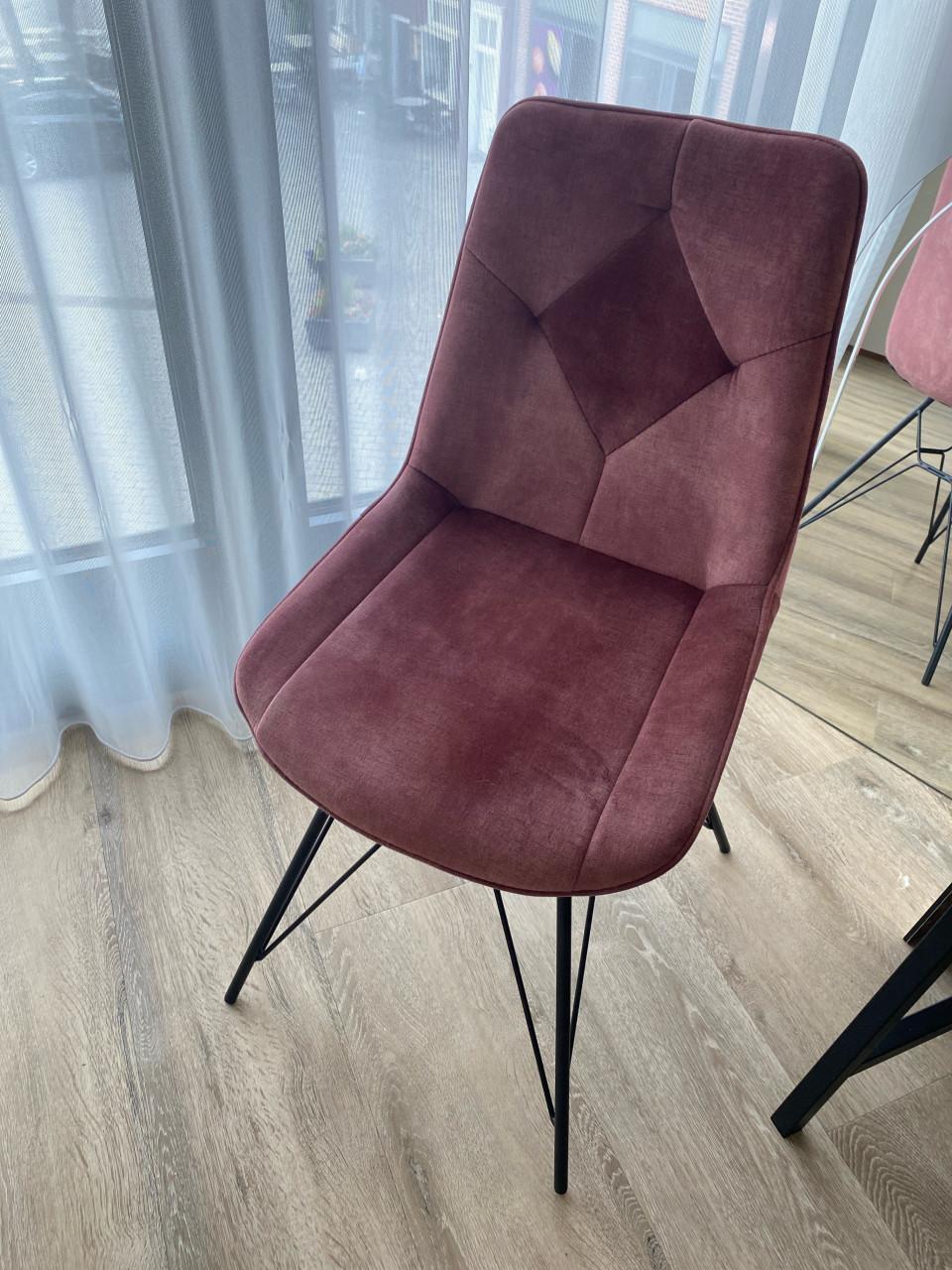 Stoel roze