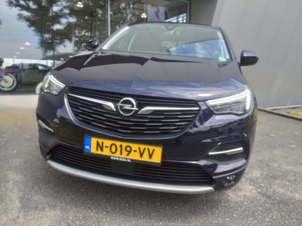 Opel Grandland X 1.2 turbo innovation