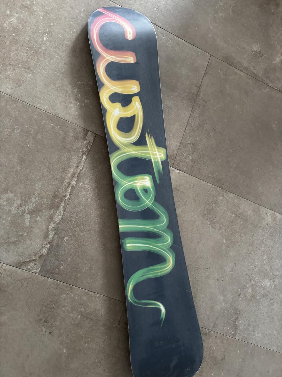 Burton custom the channel snowboard