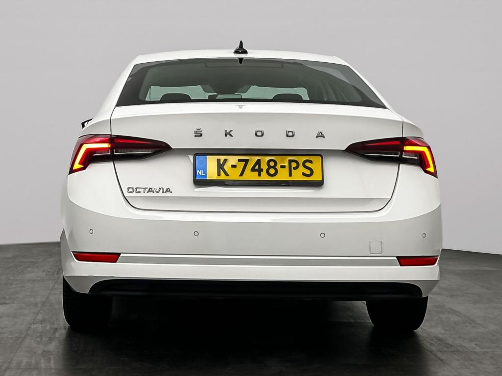Skoda Octavia 1.0 tsi ambition