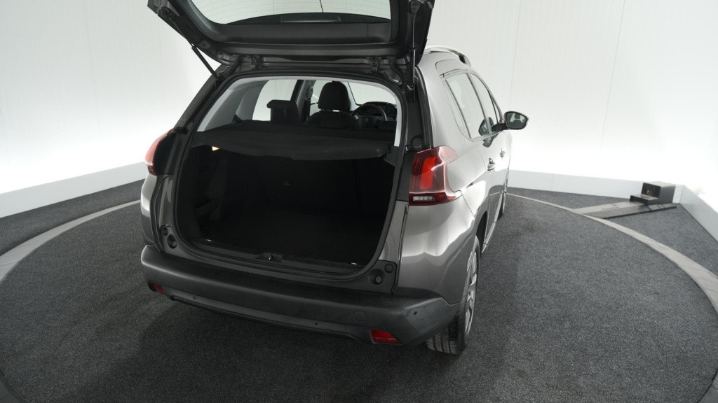 Peugeot 2008 puretech 82 signature | camera | apple carplay | parkeersensor