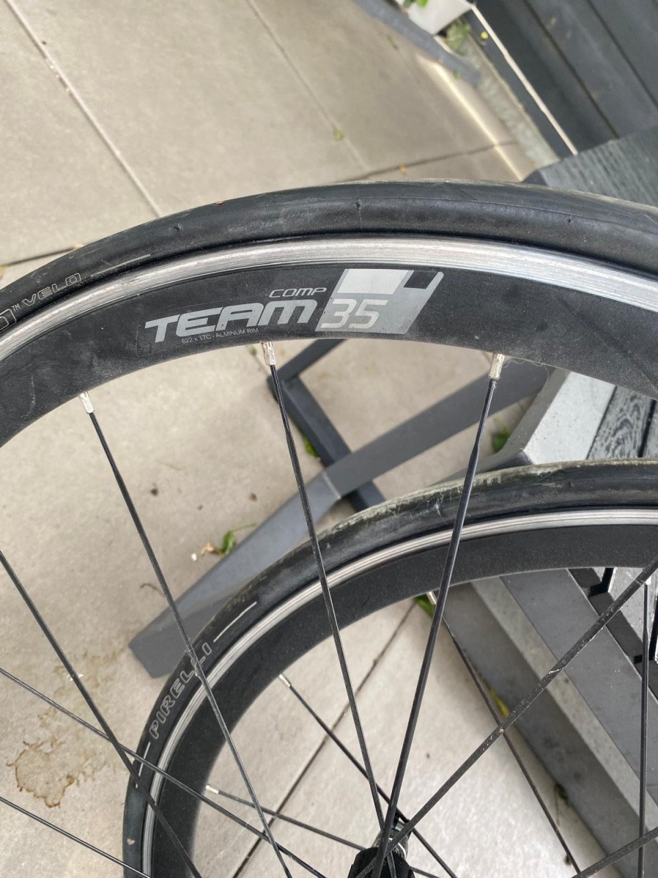 Wielset Vision team 35 en racefiets standaard