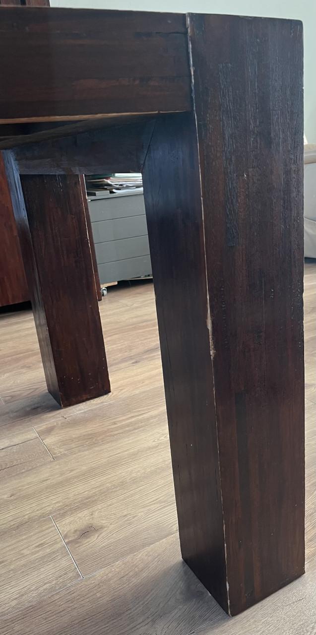 Teakhouten meubelset met gebruikerssporen