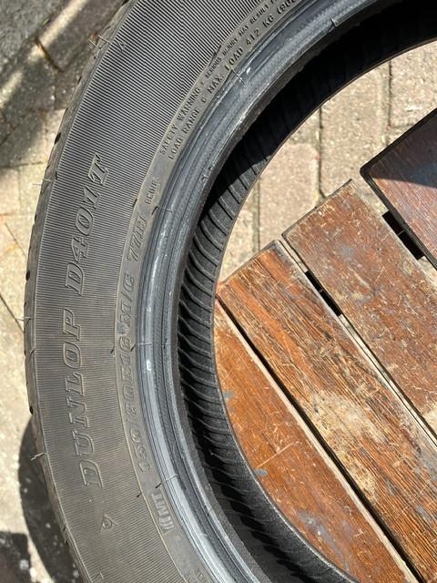 Harley  Davidson  achterband  goed profiel  +/- 875 KM mee gereden
