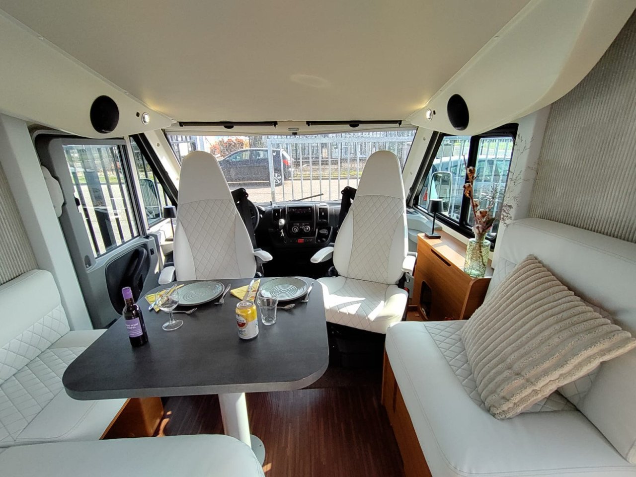 Luxe integraal Camper AUTOMAAT