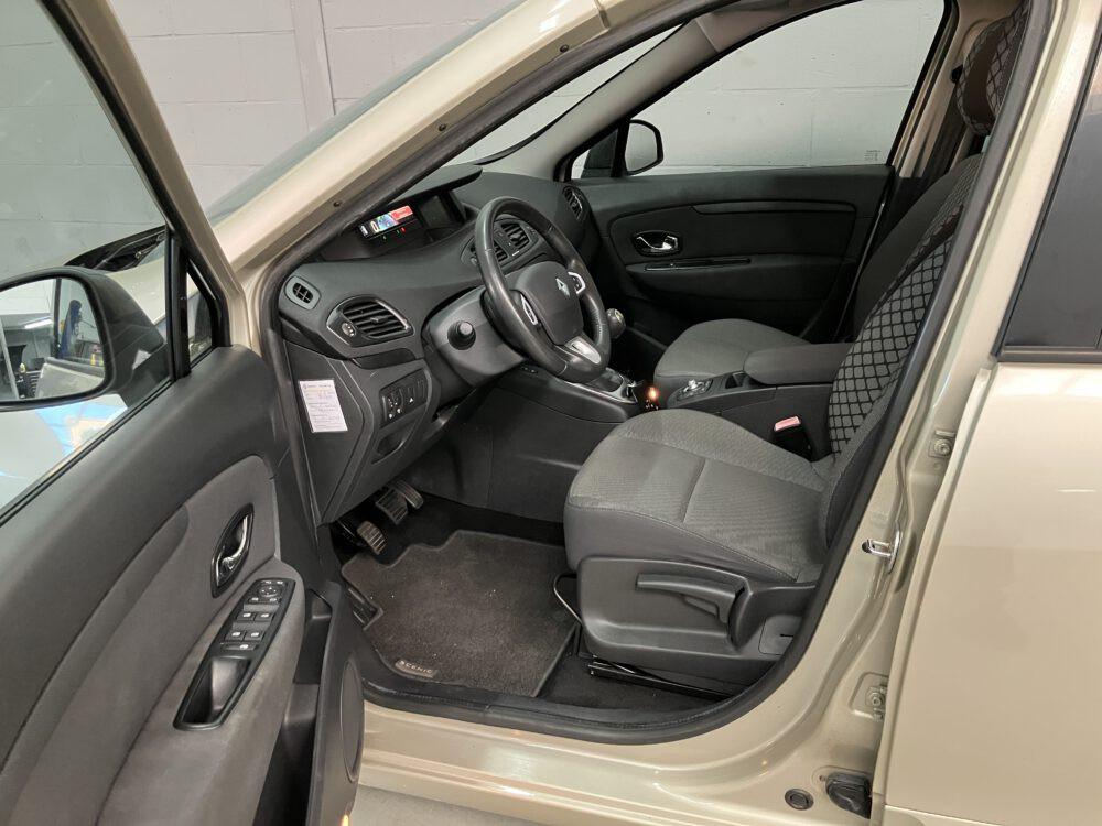 Renault Scenic 1.6 Parisienne