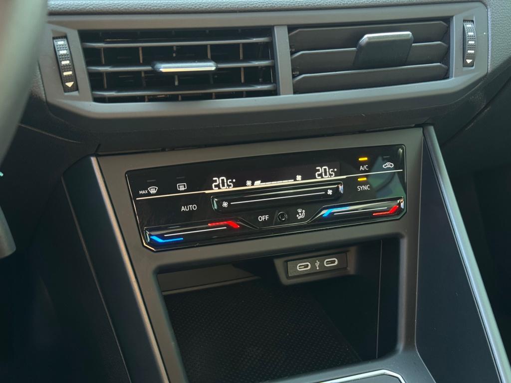 Volkswagen Taigo 1.0 tsi r-line * panoramadak * carplay * acc * clima