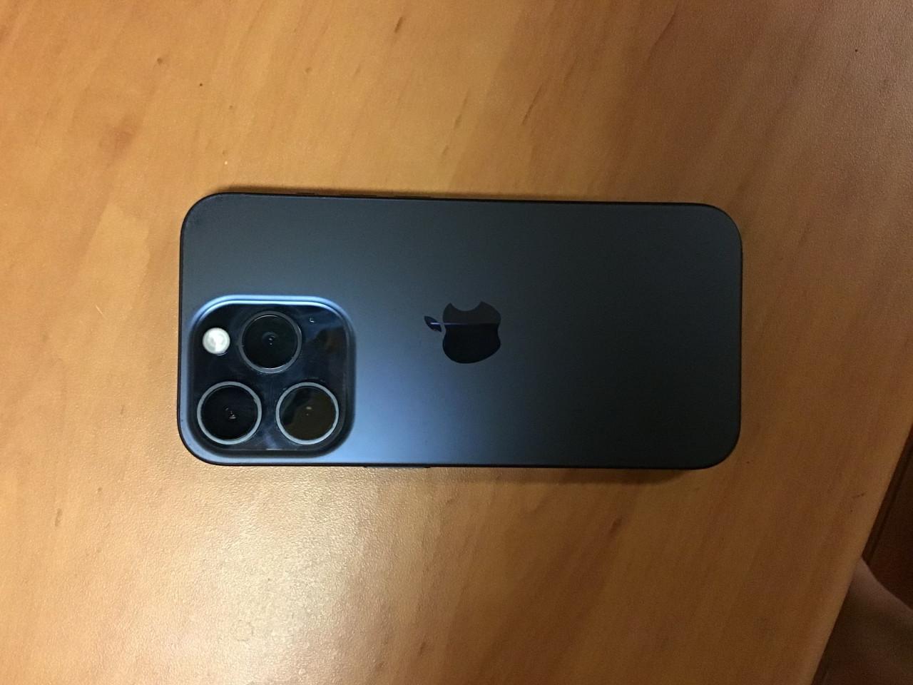 IPhone 15 pro 128GB