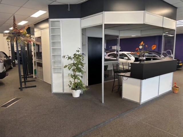Verkoopkantoor/balie showroom beurs demontabel