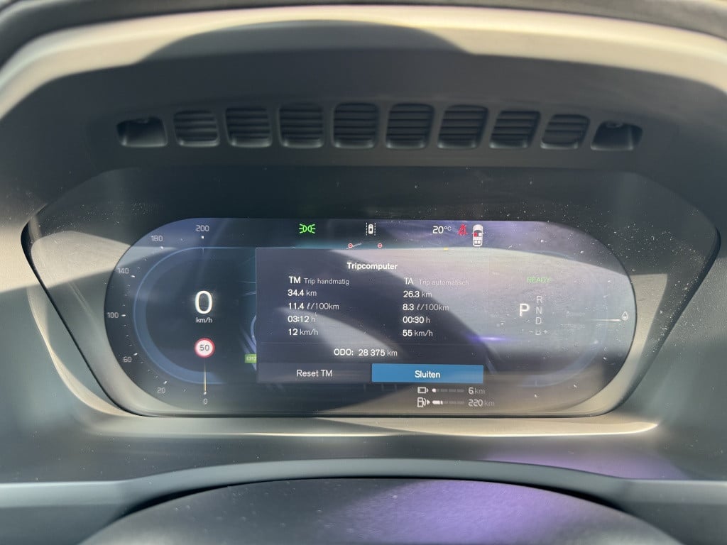 Volvo XC90 t8 455pk recharge ultra dark| full options!! b&w | luchtvering