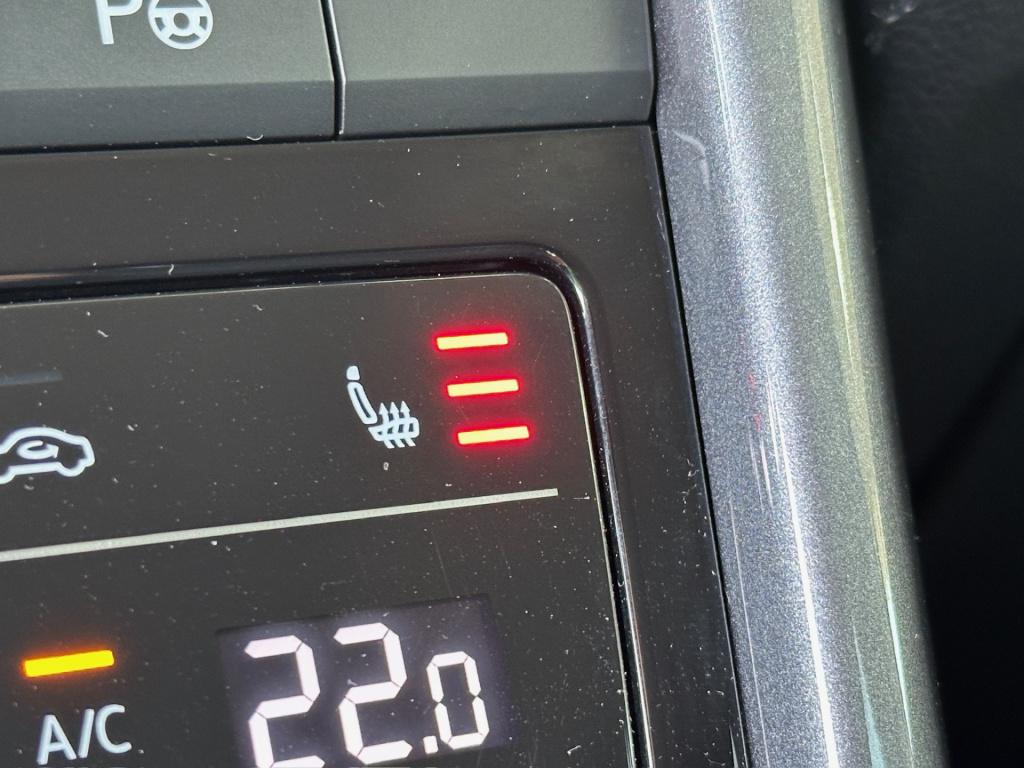 Volkswagen T-roc 1.5 tsi 150pk dsg style | camera | navi | adapt. cruise | 