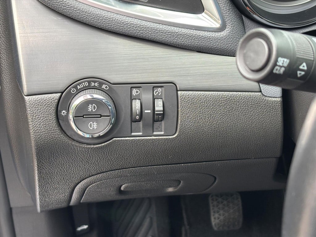 Opel Mokka 1.4 turbo 140pk cosmo| sunroof|trekhaak|leder| stoel-stuurverwar