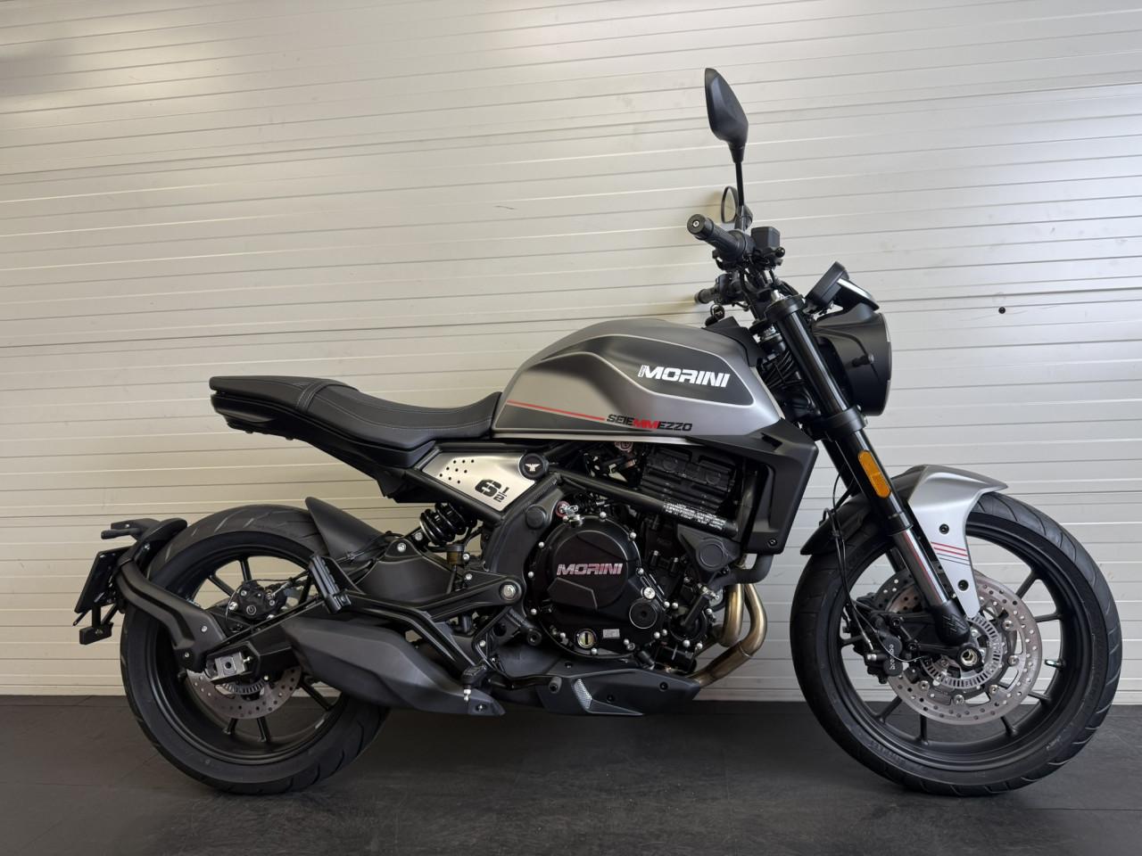 Moto Morini Seiemmezzo STR 650 nu €6999,- all in!