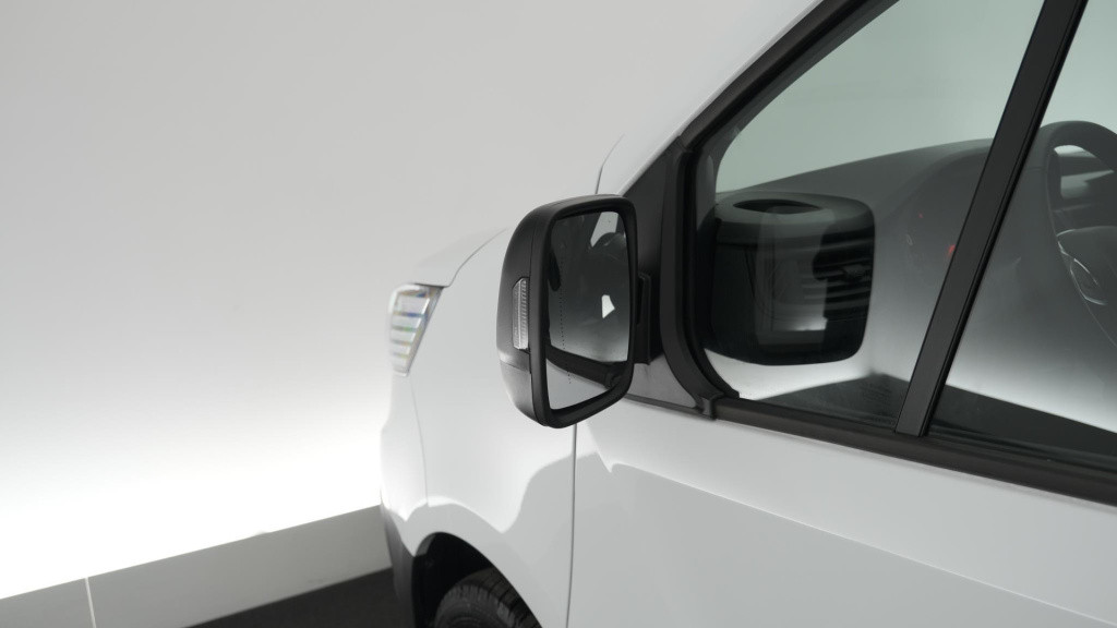 Renault Trafic 2.0 blue dci 150 t30 l2h1 start | trekhaak | camera | airco 