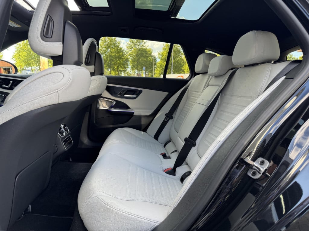 Mercedes-Benz C-Klasse estate 300 e amg line soh 99% nl-auto, volle opties!