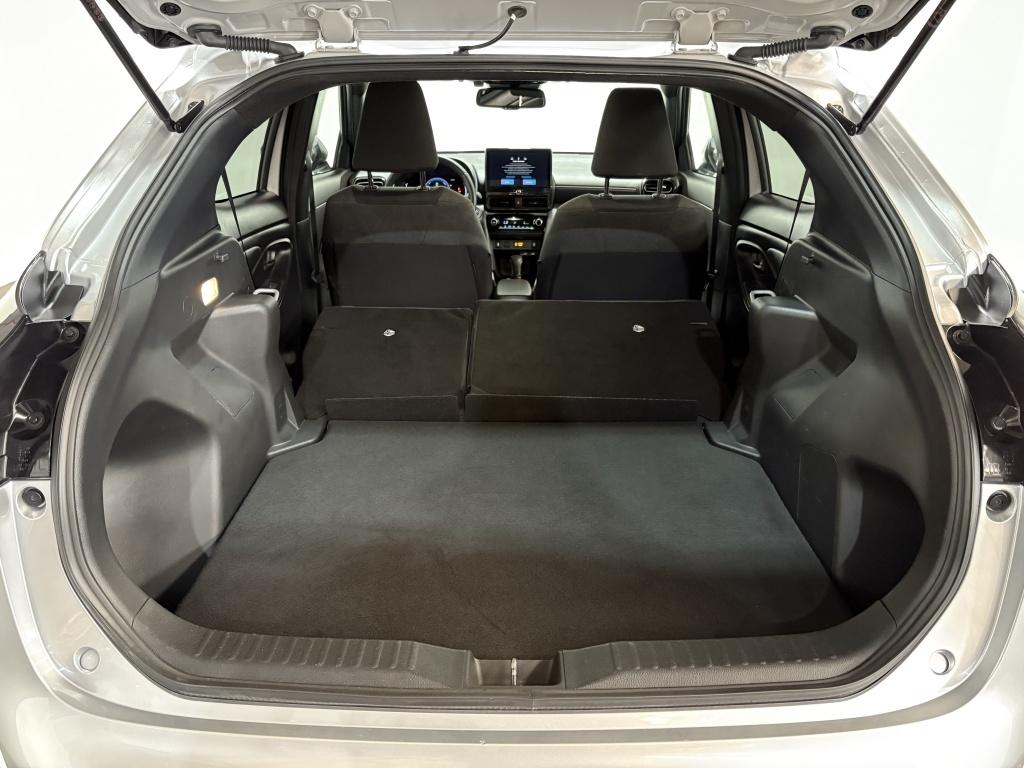 Toyota Yaris Cross 1.5 hybrid 115 first | stoel.ver| comfort pack| camera| 