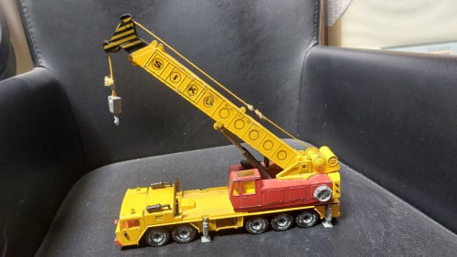 6 miniatuur vrachtauto's