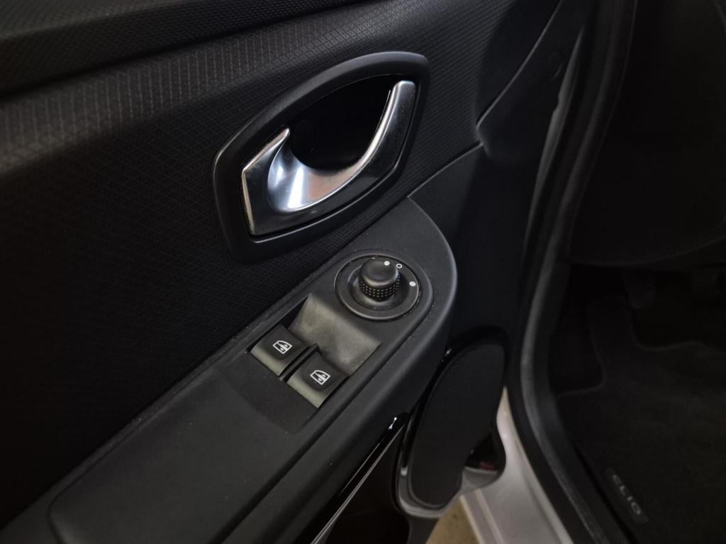 Renault Clio 0.9 tce dynamique / origineel nl / airco / cruisecontrol / par