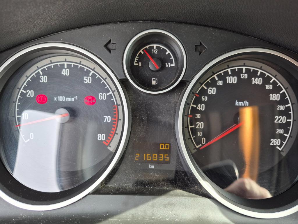 Opel Zafira 2.2 cosmo