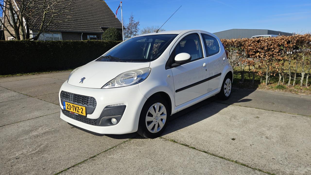 Zuinige 5drs PEUGEOT 107 Active / NL AUTO / NAP / AIRCO / APK 03-2027
