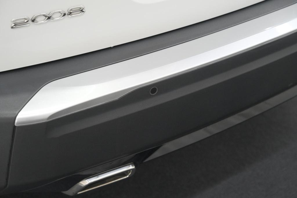 Peugeot 2008 puretech 130 gt | elektrisch panoramadak | camera | dodehoekde