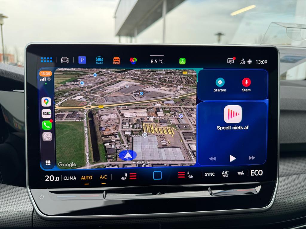 Volkswagen Golf 1.5 ehybrid 50 edition automaat , elektrische voorstoelen, 