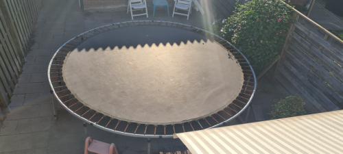 Trampoline gratis