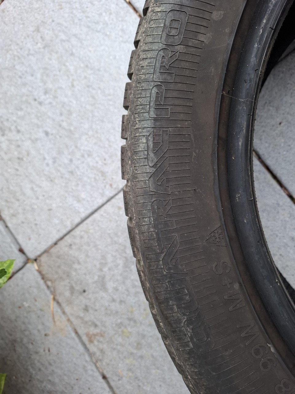 Banden 225/50r18 99v   All Season Vredestein
